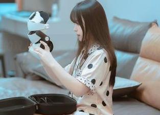 Bangni邦尼的双人女仆写真：分享一场‘请给我你的咖啡，但重点是我也爱甜品’的可爱争执！