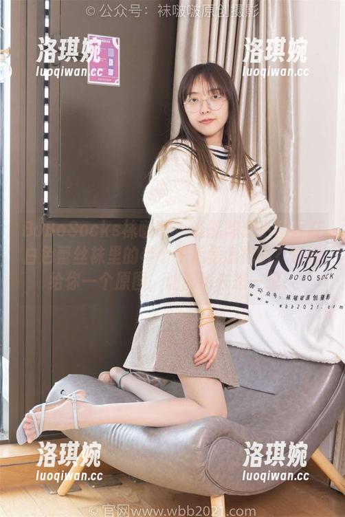 BoBoSocks袜啵啵 - 谁能想象小甜豆在白色蕾丝袜里的半个午后是怎样的?刚好给你一个原图,让你也去想一想! BoBoSocks袜啵啵 - 谁能想象小甜豆在白色蕾丝袜里的半个午后是怎样的?刚好给你一个原图,让你也去想一想!