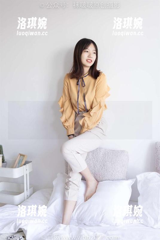 BoBoSocks袜啵啵 - 不只是鞋子，涵涵高跟鞋最新图片里的淡淡忧伤，随风而来～