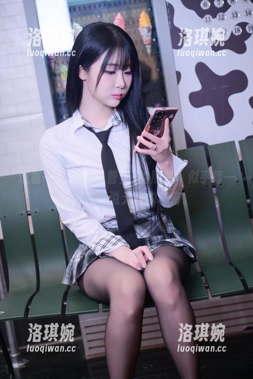 观看一下Bomi(普美)的原图，似乎每一角都在诉说无言的秘密。