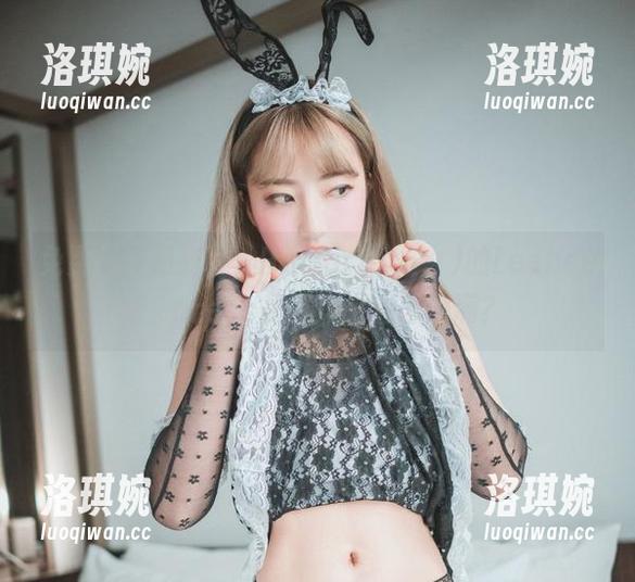 免费写真月光下，HaNari(하나리)的LeeheeExpress是不是小心思满满？