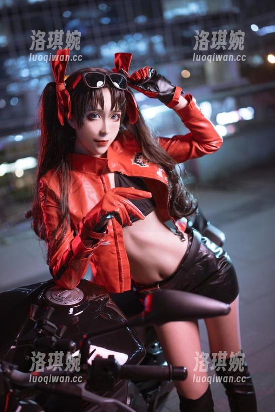私房秀出Sakiiii翎柒的圣诞版，一边喝热巧克力一边欣赏哦！
