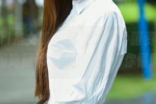 TuiGirl推女郎 – 何奕恋水手服资源，薯条和鸡翅都想赞不绝口，你懂吗？