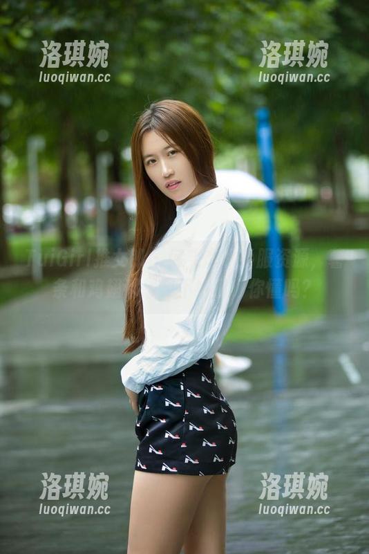 TuiGirl推女郎 - 何奕恋水手服资源，薯条和鸡翅都想赞不绝口，你懂吗？
