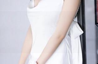 XIAOYU语画界 – 只好承认：安琪Yee的套装壁纸合集太吸引了，大概没办法拒绝！