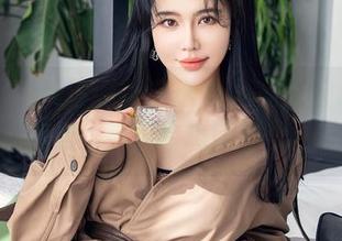 XINGYAN星颜社 – 天台就是王婉悠Queen的L起点：一组写真图包，一路撩人