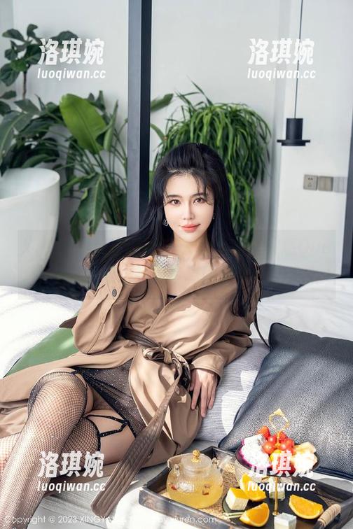 XINGYAN星颜社 - 天台就是王婉悠Queen的L起点：一组写真图包，一路撩人