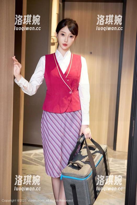 Xiuren秀人网 - 夏诗诗Sally炸裂JK——不求圣光，只求美图拍得好！你们绝对不想错过的时刻！