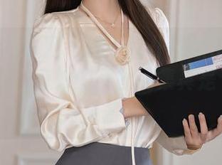 Xiuren秀人网 – 咦？女仆形象由木子nana来诠释，奇妙的美图图集真是个别致的风景。