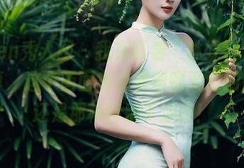 Xiuren秀人网 – 我在盯着“林好好”的白色写真，这个画面有点像刚刚洗好的床单，还是那种特别干净的！