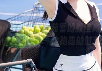 Xiuren秀人网 – 白茹雪的教室高清抽风集：一边学习一边跑路的时刻！