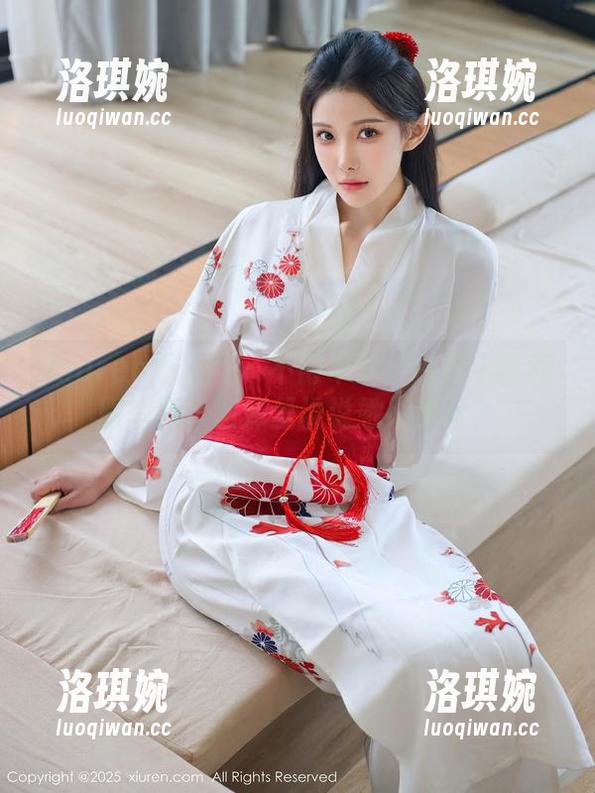 Xiuren秀人网 - 不得不赞：白露小猪和服写真，图库里谁说她不出众？