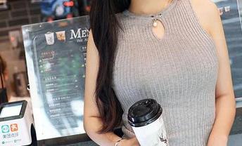 YouMi尤蜜荟 – M梦baby的礼服：高清魅惑小心自觉生出小情绪