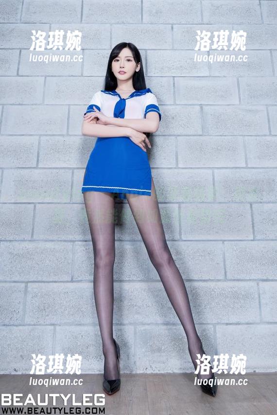 beautyleg - Annie的泳池精华：在水里，竟然能做到如此轻松自在