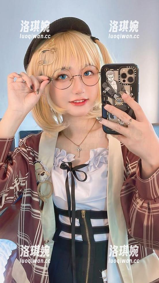 女王roroki骷髅姬，壁纸也要高贵优雅，原图看过瘾！