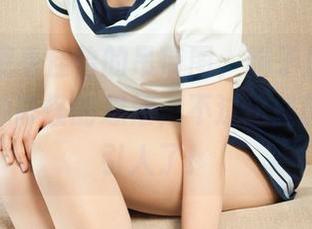 丽柜 – 观看佳怡的吊带图，脑子里忍不住闪过各种奇怪的想法，不过这些图片太吸引人了！