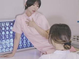 华丽旗袍下的云溪溪奶桃，高清呈现你意想不到的美！