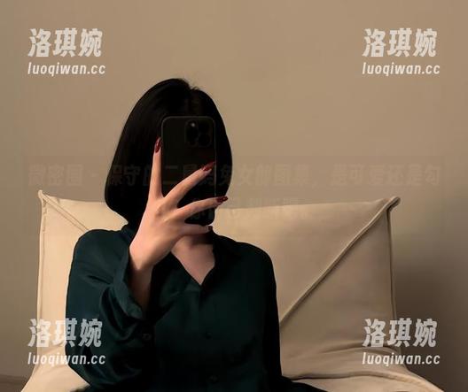 微密圈 - 保守的二舅妈兔女郎图集，是可爱还是勾引？你自己判断吧。