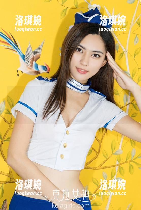 克拉女神 - 看原图中佳莹的体操服，心里嘀咕着，这种运动感是要多努力才能拥有的呀