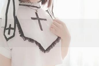 一幅饱满的白裙图，十万珍吱伏特又带来了什么？更新的图片别错过哦！