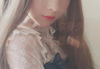 一组古川kagura的凡尔赛少女美图，cos风格让我忍不住想倒杯红酒。
