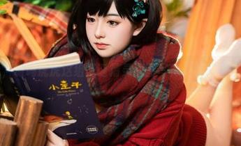 不得不说，嗷呜虎虎这组圣诞精灵原图写真，不是普通的可爱。