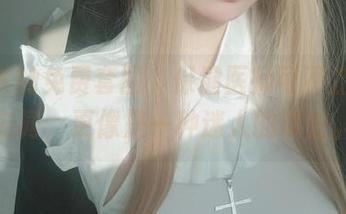 女主K的免费套图，保健医师可不止是个名词，更像是一种迷人的误会。