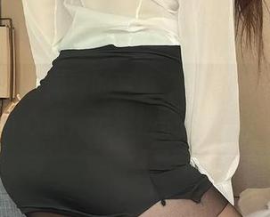 微密圈 – 看奶雯的写真：少女版的我有点小心思，记得悄悄传递哦～