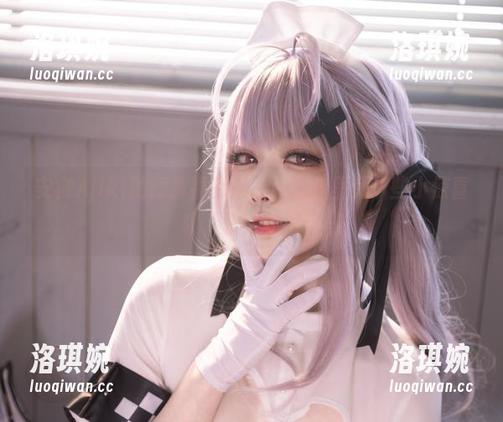 安食Ajiki的短裤福利来了！图包里藏了些小惊喜哦，快来挖掘！