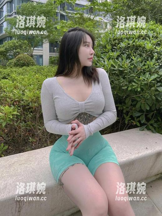 微密圈 - 这不是女友，是宋昱欣在线写真里的现实版仙女！