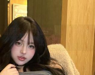 微密圈 – 最新泳衣照片里的小u优优子：我已经准备好在沙滩上正式开会了！