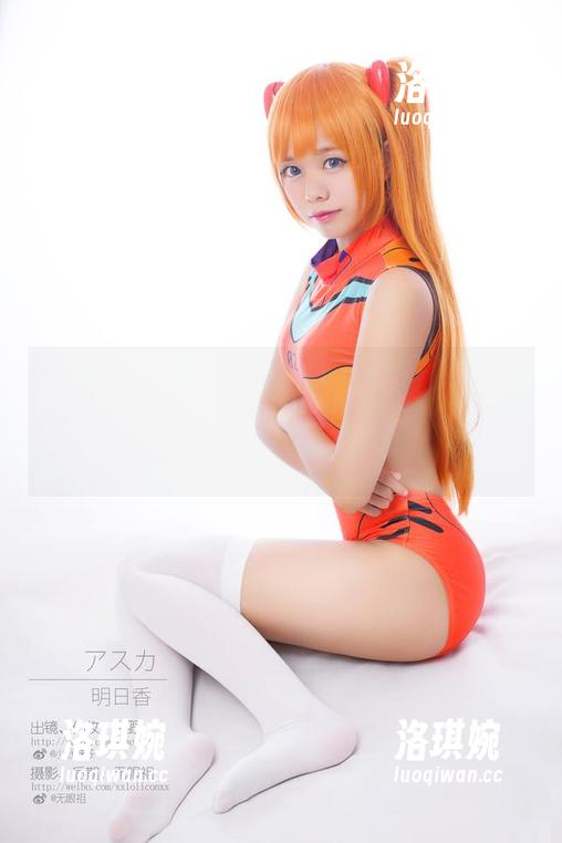 小野妹子w踏上了美足的光辉大道，穿着不刷鞋又有何妨？——《写真：一步一风景的美足作品》