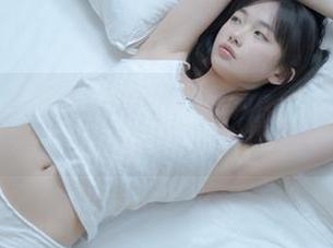 少女秩序 – 美图在手，小满女神表示：无圣光就是我的风格！