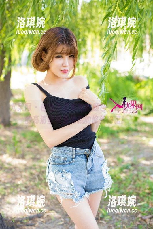 尤果网 - 白色不是单纯的颜色，是杨漫妮的高清壁纸里隐藏的修仙秘籍！