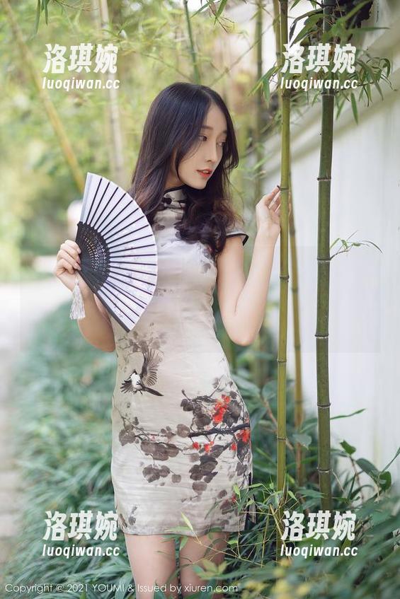 尤蜜荟 - 是小逗逗的内衣图库精选：一层一层像剥洋葱，等不及想揭开这层面的省略号。