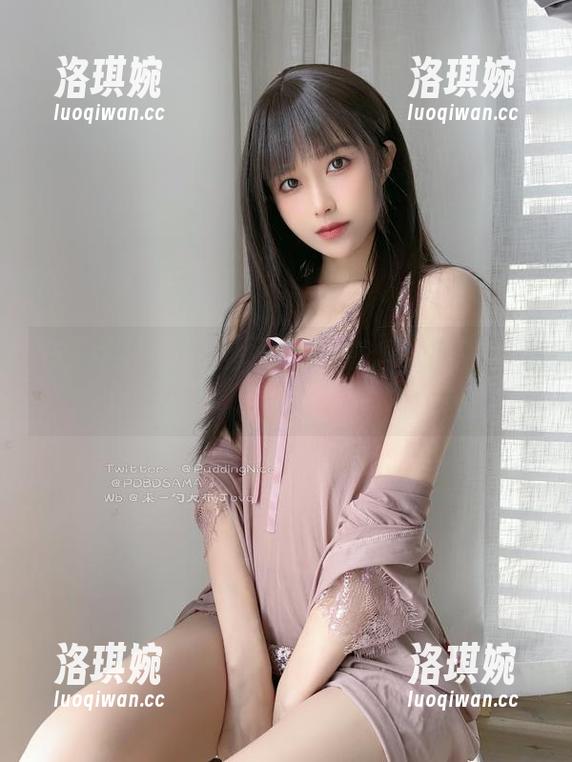布丁大法带来的夏天写真集：这照片还能让人想象更多，有点懵懵的。