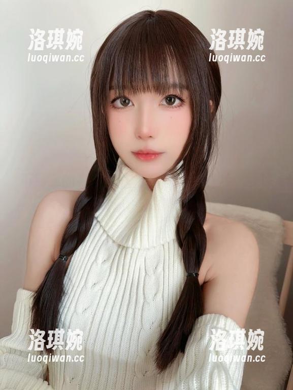 不简单的布丁大法，高清瑜伽图片，或许能勾起小小的期待？