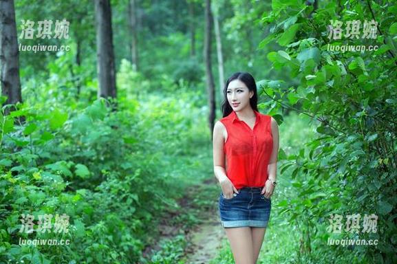 推女郎 - 居家与娜露：一组让人想多看几眼的照片
