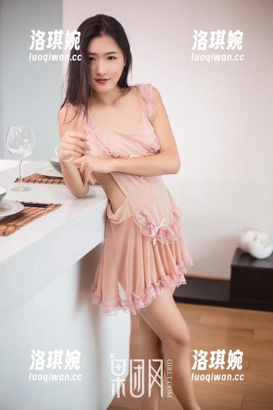 果团网 - 莫雅淇在花嫁造型里，掀开网盘的写真面纱