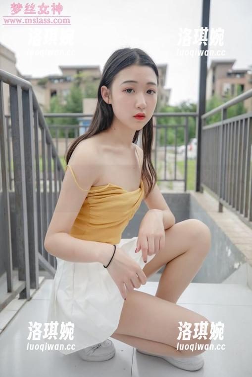 梦丝女神 - 高清黑白，璇璇的图包又让我想起了……冬天的白开水？