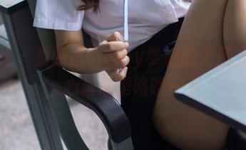 波萝社 – 看晓茜sunny学姐的无圣光合集，心里总是咯噔一下