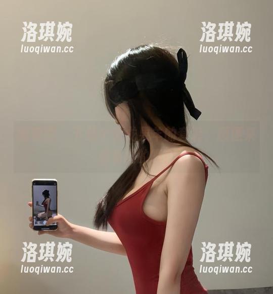 微密圈 - 下载个火龙果羊的套装，顺便来点有趣的吧！