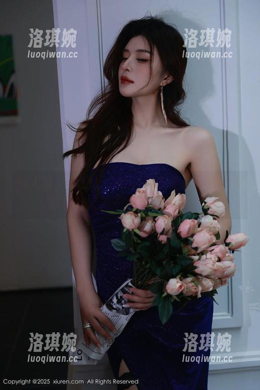 秀人网 - 说吧！Carol周妍希最新黑丝美图看起来是不是有点不一样？