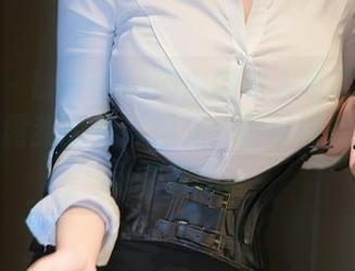 秀人网 – Lavinia肉肉的双人写照：全集原图暴露我的绝妙眼光！你可能想都没想过的姿态。
