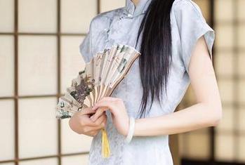 秀人网 – 持续暴击你的眼球：唐翩翩的裸足私房图包
