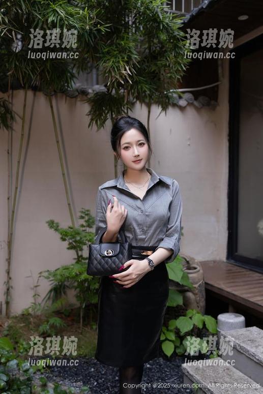 秀人网 - 安然儿的女王作品，分享之前我先停下来想了一想…