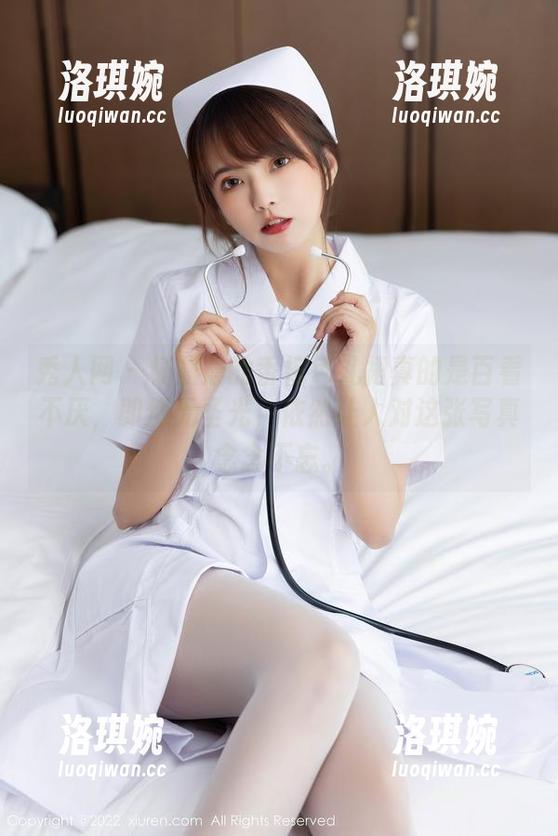 秀人网 - 杨晨晨的香槟色礼裙真的是百看不厌，即使无圣光，依然让人对这张写真念念不忘。