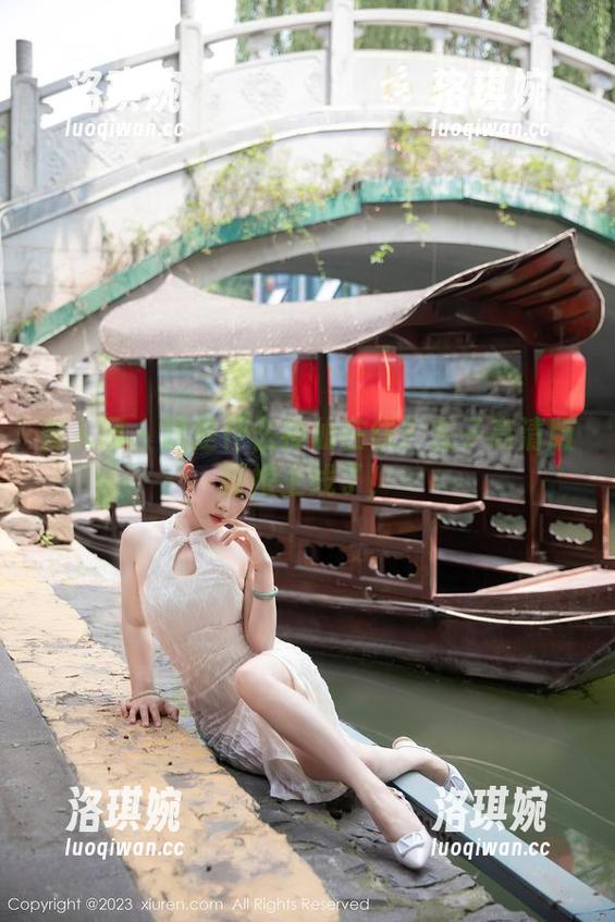 秀人网 - 这是什么神仙在线？玄子高清版厨娘上线了！