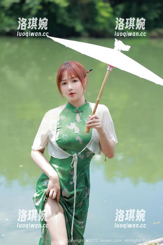 秀人网 - 听说绮里嘉Ula的红裙能唱歌？精选摄影作品等你来赞赏！