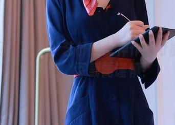 秀人网 – 警告：艺轩的女神作品可能会让你沉迷，下载需谨慎！